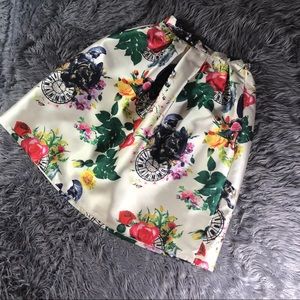 Floral skirt🌺🌸🌷🌼🌹🌻